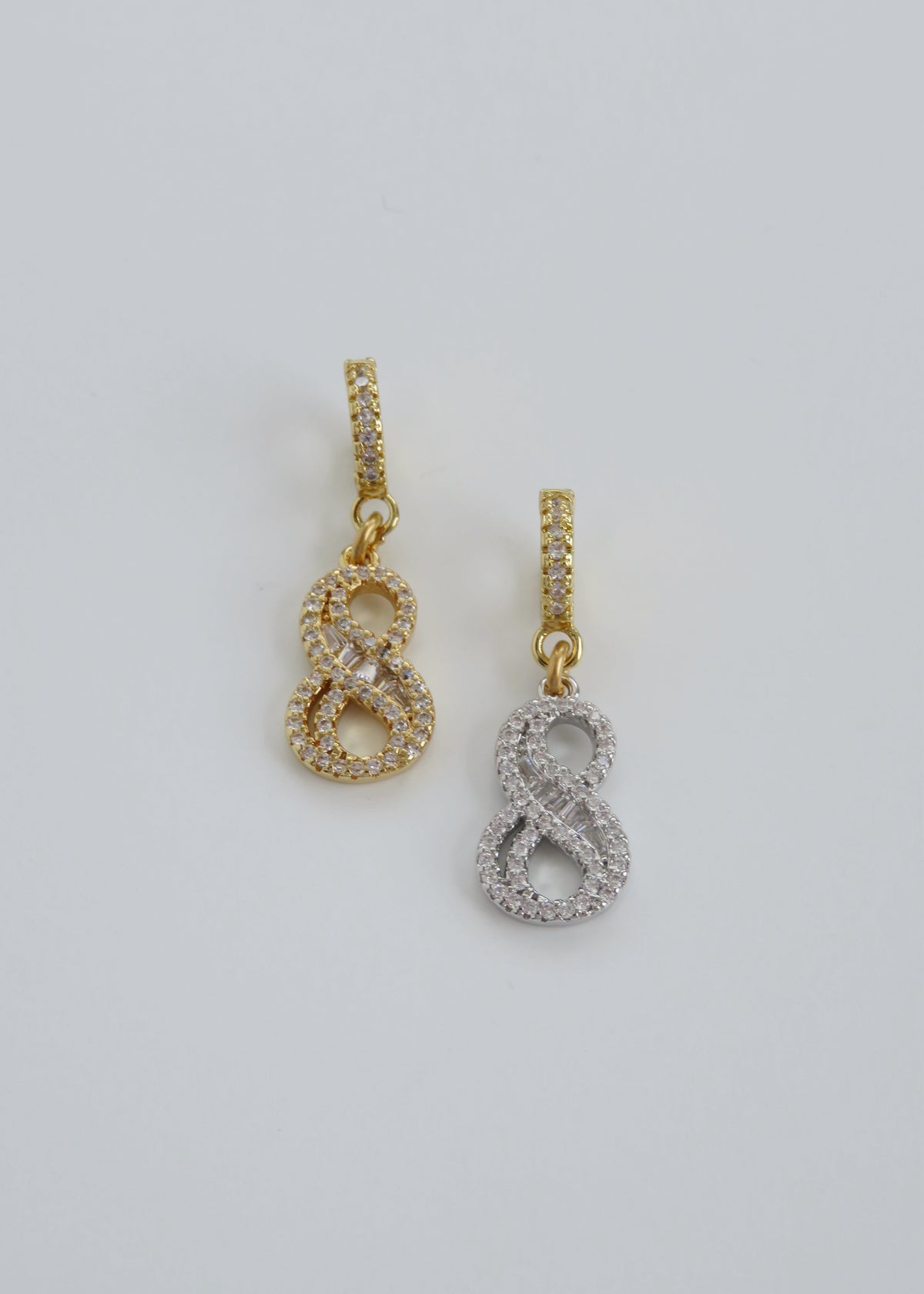 Prosperity & Abundance - Diamond Clasped