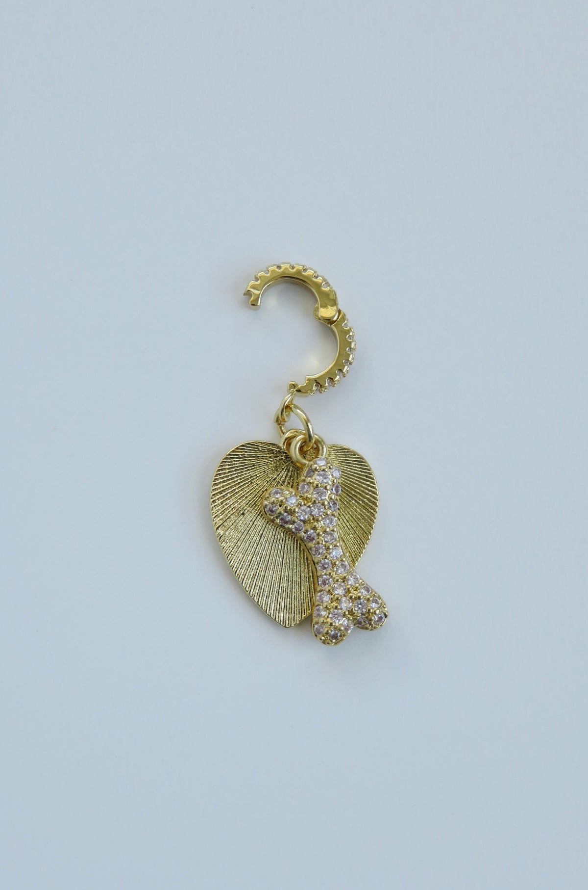 Love Unleashed- Diamond Clasp